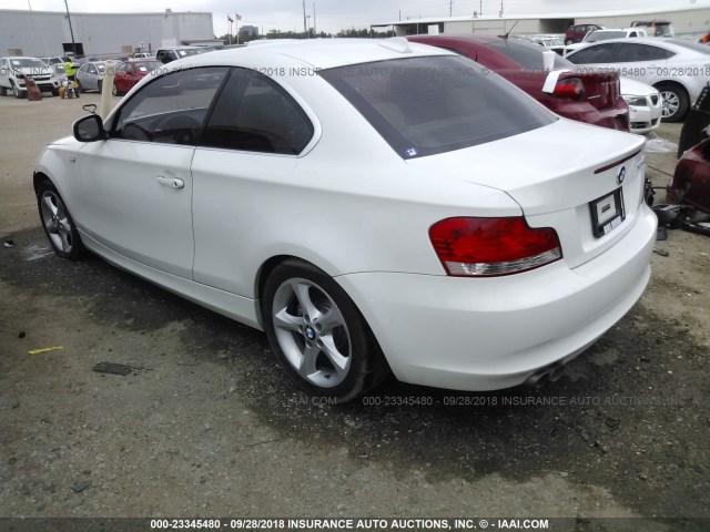 WBAUP7C59BVP21563 - 2011 BMW 128 I WHITE photo 3