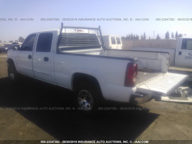 1GCGK13U03F205851 - 2003 CHEVROLET SILVERADO K1500 HEAVY DUTY WHITE photo 3