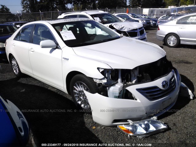 4T1BB46K17U027175 - 2007 TOYOTA CAMRY NEW GENERATION HYBRID WHITE photo 1