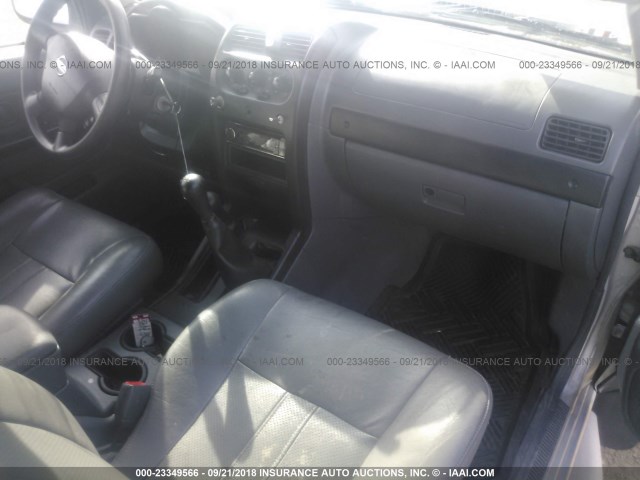 5N1ED28Y04C637194 - 2004 NISSAN XTERRA XE/SE SILVER photo 5