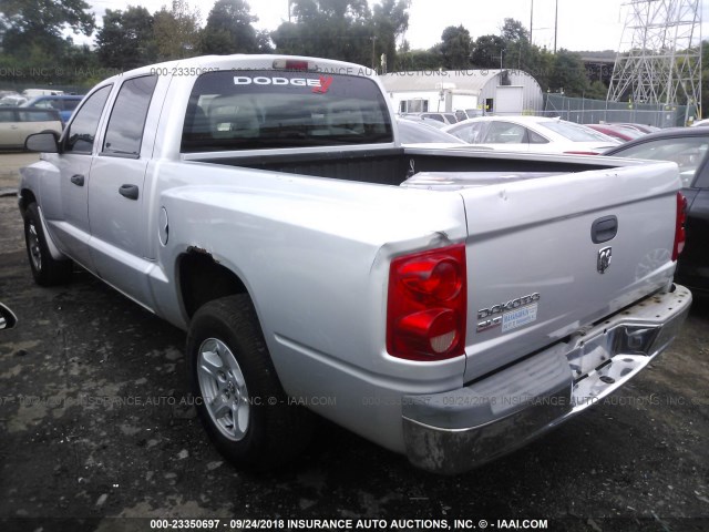 1D7HE48K76S508390 - 2006 DODGE DAKOTA QUAD SLT SILVER photo 3