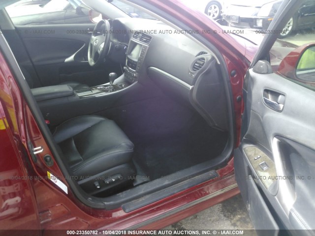 JTHBE5C29C5030401 - 2012 LEXUS IS 350 BURGUNDY photo 5