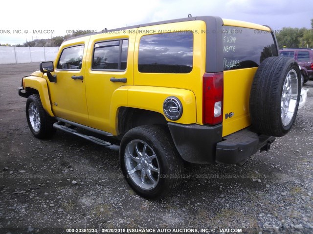 5GTDN136068141064 - 2006 HUMMER H3 YELLOW photo 3