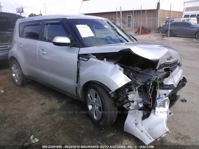 KNDJN2A25G7868806 - 2016 KIA SOUL SILVER photo 1