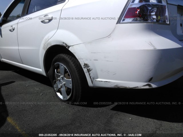 KL1TD5DE7AB127376 - 2010 CHEVROLET AVEO LS/LT WHITE photo 6