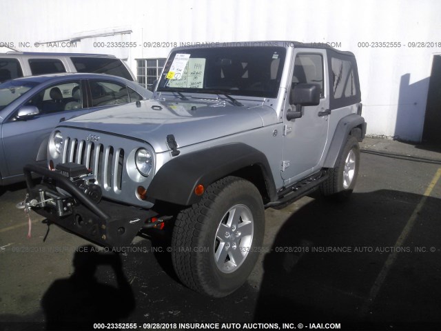 1J4FA24119L766850 - 2009 JEEP WRANGLER X SILVER photo 2