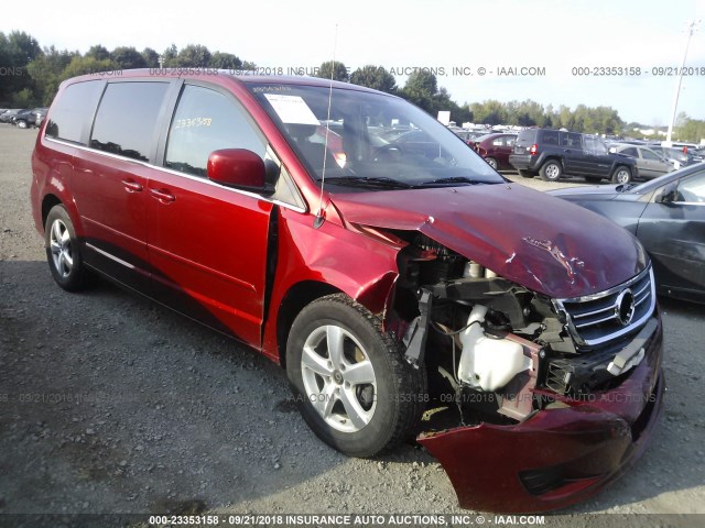 2V8HW34109R599754 - 2009 VOLKSWAGEN ROUTAN SE RED photo 1