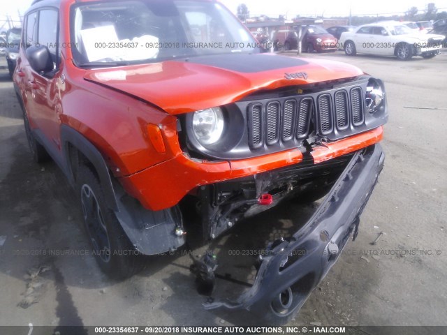 ZACCJBCT9GPE35535 - 2016 JEEP RENEGADE TRAILHAWK ORANGE photo 6