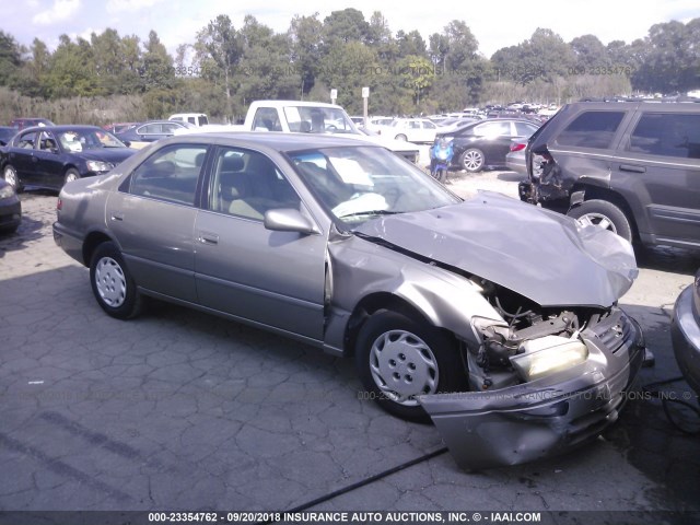 4T1BG22K5XU418566 - 1999 TOYOTA CAMRY CE/LE/XLE GOLD photo 1