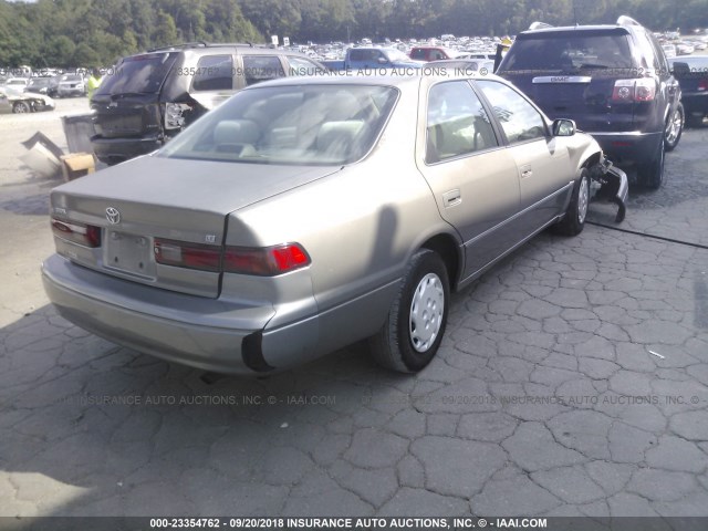 4T1BG22K5XU418566 - 1999 TOYOTA CAMRY CE/LE/XLE GOLD photo 4