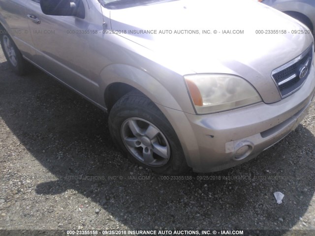 KNDJD733X65631826 - 2006 KIA SORENTO EX/LX GOLD photo 6