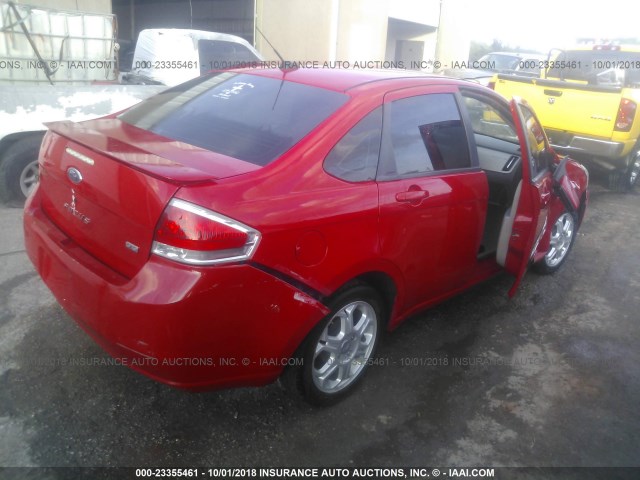 1FAHP35N68W131601 - 2008 FORD FOCUS SE/SEL/SES RED photo 4