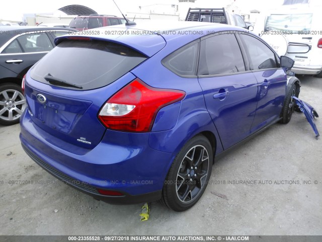 1FADP3K29DL276698 - 2013 FORD FOCUS SE 蓝色 照片 4