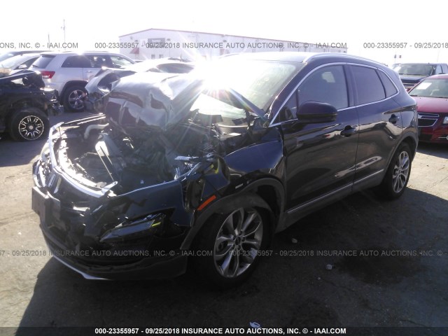 5LMCJ1A9XFUJ05698 - 2015 LINCOLN MKC BLACK photo 2