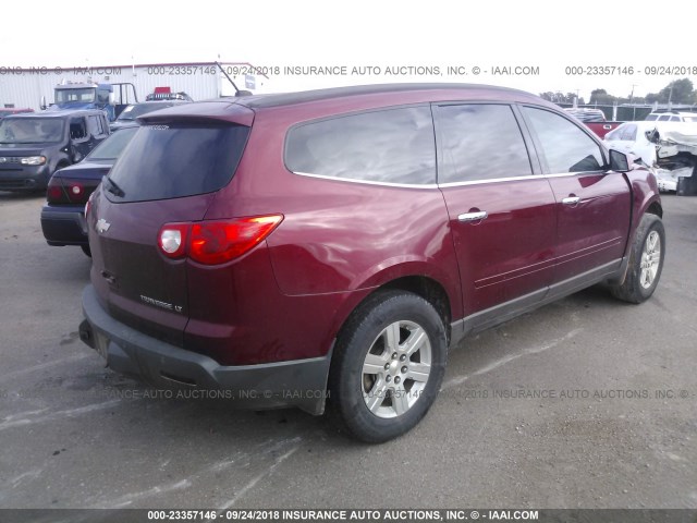 1GNLRFED4AJ248482 - 2010 CHEVROLET TRAVERSE LT RED photo 4