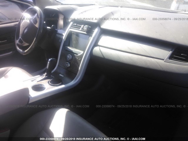 2FMDK4JC1DBC11669 - 2013 FORD EDGE SEL WHITE photo 5