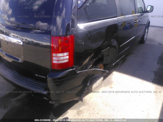 2A8HR54P48R787672 - 2008 CHRYSLER TOWN & COUNTRY TOURING BLACK photo 6