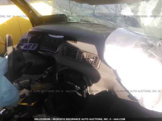 JT2BF28K8X0183319 - 1999 TOYOTA CAMRY LE/XLE BEIGE photo 5