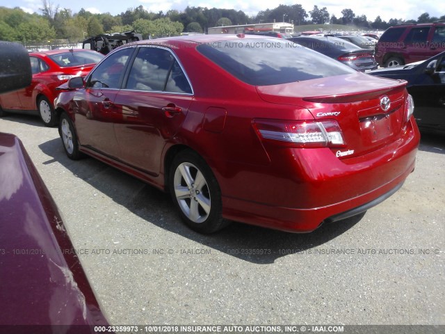 4T1BF3EK0BU178047 - 2011 TOYOTA CAMRY SE/LE/XLE RED photo 3