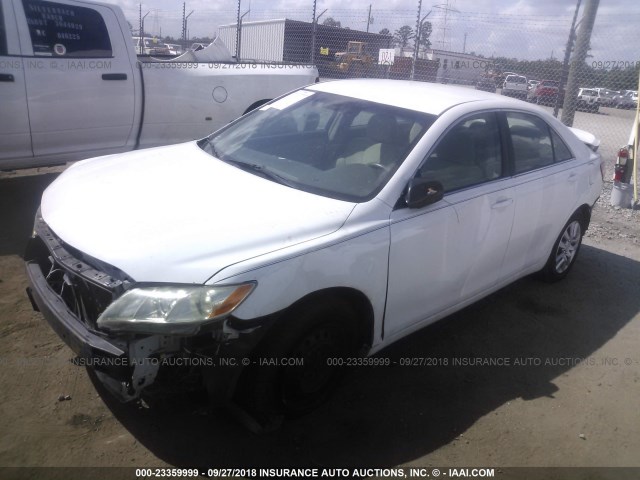 4T1BE46K29U876743 - 2009 TOYOTA CAMRY SE/LE/XLE WHITE photo 2