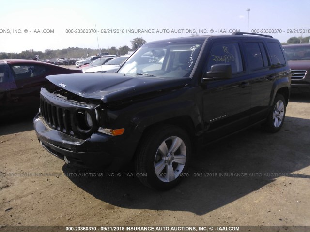 1C4NJPFB6DD208127 - 2013 JEEP PATRIOT LATITUDE BLACK photo 2