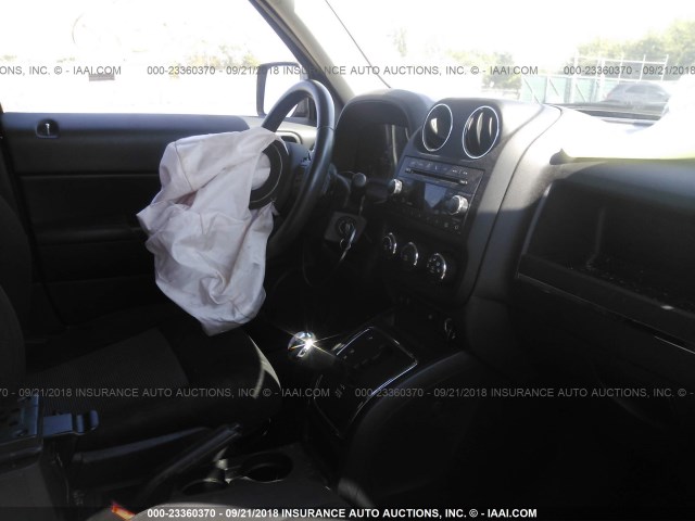 1C4NJPFB6DD208127 - 2013 JEEP PATRIOT LATITUDE BLACK photo 5