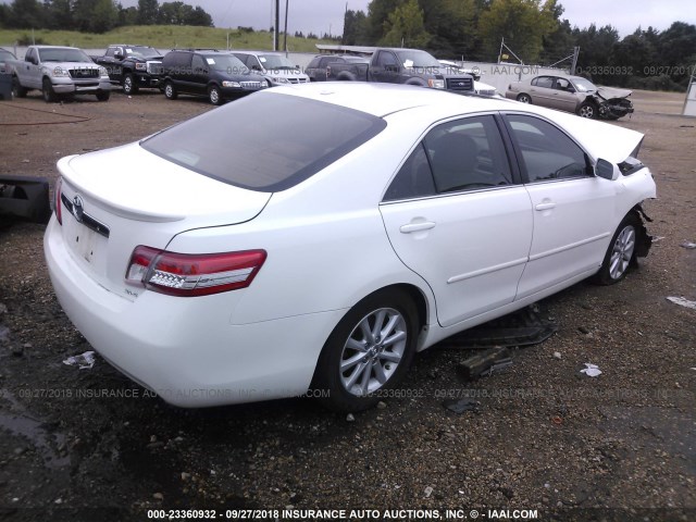 4T4BF3EK0BR105976 - 2011 TOYOTA CAMRY SE/LE/XLE WHITE photo 4