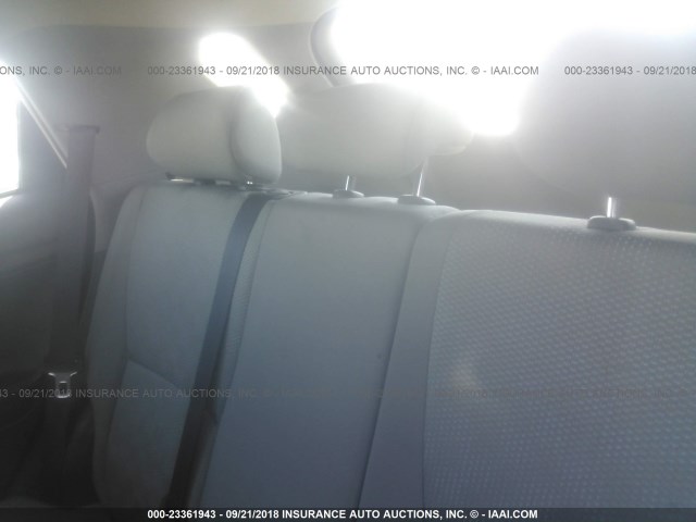 2T1KU4EE6AC278806 - 2010 TOYOTA COROLLA MATRIX  WHITE photo 8