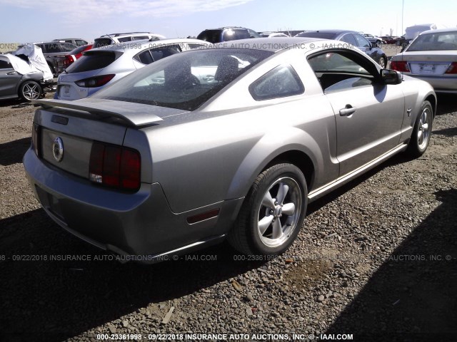 1ZVHT82H095142115 - 2009 FORD MUSTANG GT GRAY photo 4