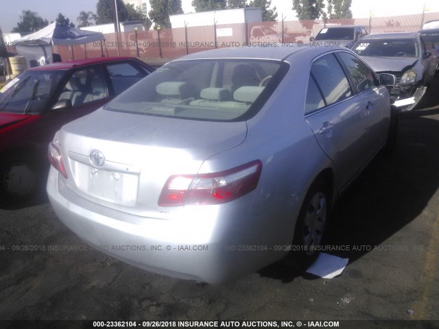 JTNBE46K773083019 - 2007 TOYOTA CAMRY NEW GENERAT CE/LE/XLE/SE SILVER photo 4