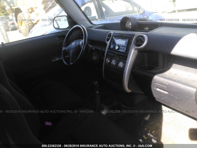 JTLKT334650192956 - 2005 TOYOTA SCION XB Күміс фото 5