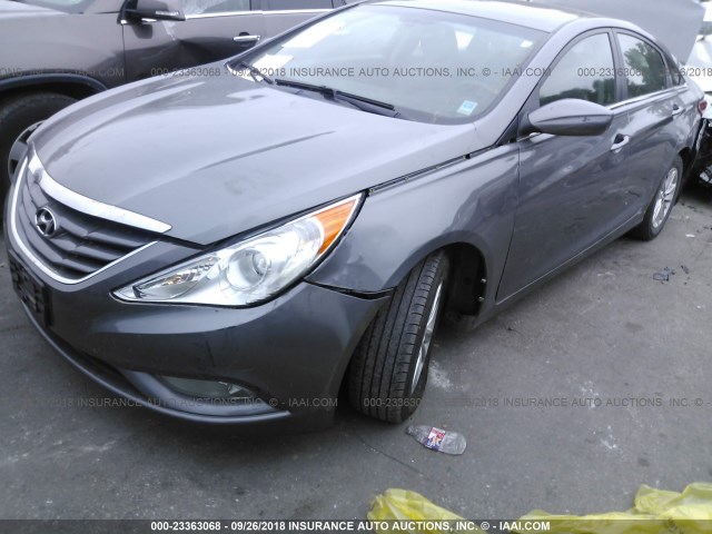 5NPEB4ACXDH600114 - 2013 HYUNDAI SONATA GLS GRAY photo 2