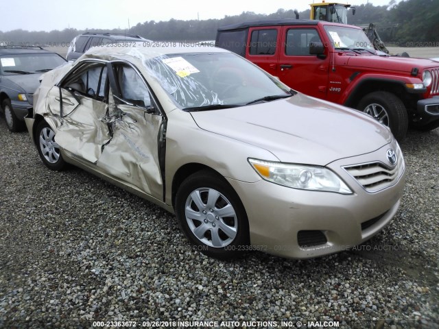 4T1BF3EK1AU024607 - 2010 TOYOTA CAMRY SE/LE/XLE GOLD photo 1