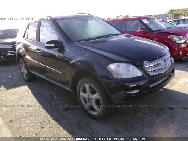 4JGBB86E88A350952 - 2008 MERCEDES-BENZ ML 350 4MATIC BLACK photo 1