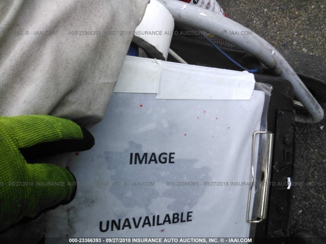 1G1ZH57B19F249544 - 2009 CHEVROLET MALIBU 1LT GREEN photo 10