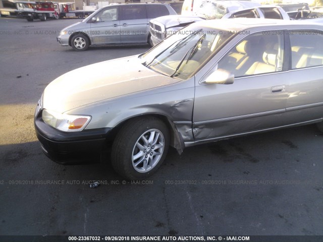 JT2BF28K5Y0285808 - 2000 TOYOTA CAMRY LE/XLE 金色 照片 6