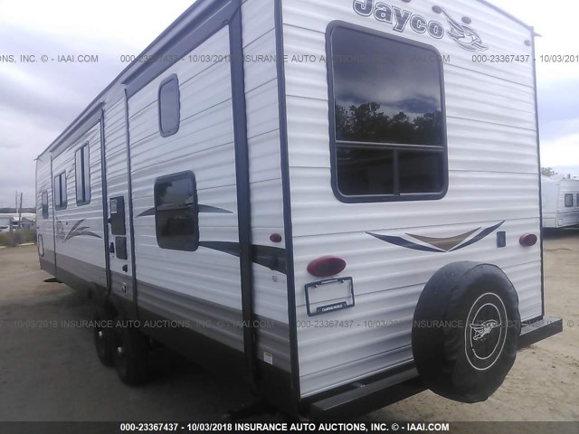 1UJBJ0BTXJ75T0062 - 2018 JAYCO JAY FLIGHT TRAVEL TRAILER  WHITE photo 3