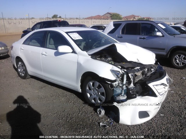 4T1BK3EK6BU611754 - 2011 TOYOTA CAMRY SE/LE/XLE WHITE photo 1