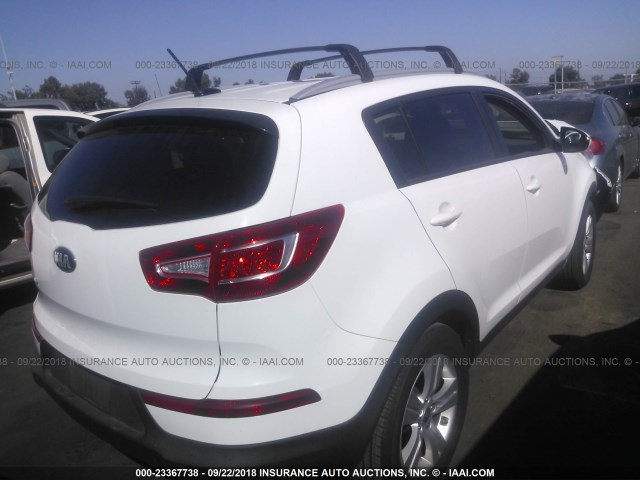 KNDPB3A28D7402114 - 2013 KIA SPORTAGE LX 白色 照片 4