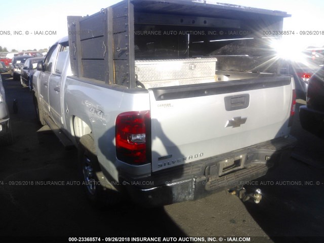 3GCPKREA4BG231187 - 2011 CHEVROLET SILVERADO K1500 LS SILVER photo 3