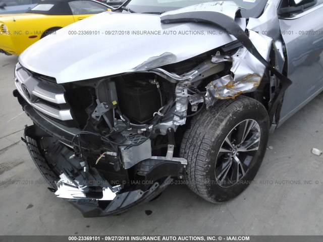 5TDZZRFH1JS239229 - 2018 TOYOTA HIGHLANDER LE/LE PLUS SILVER photo 6