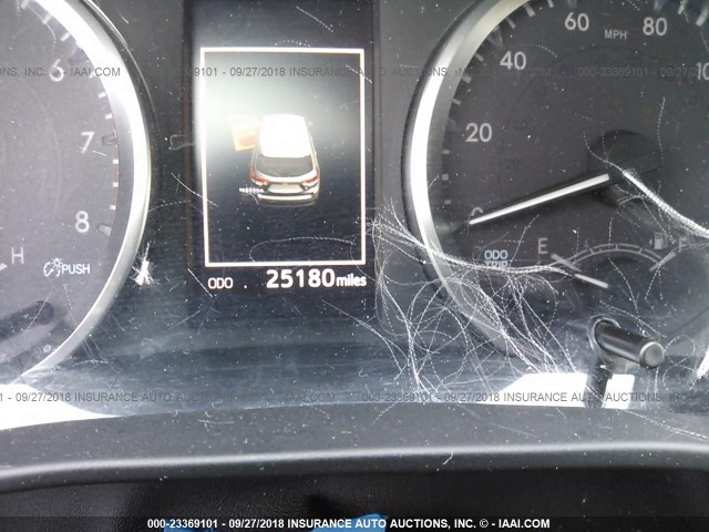 5TDZZRFH1JS239229 - 2018 TOYOTA HIGHLANDER LE/LE PLUS SILVER photo 7