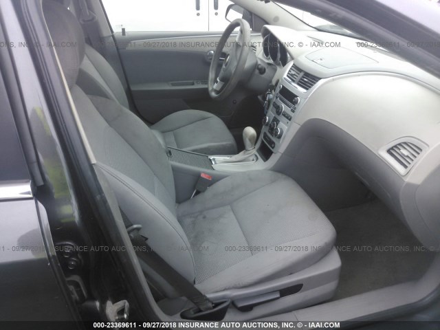 1G1ZA5E04A4146141 - 2010 CHEVROLET MALIBU LS GRAY photo 5