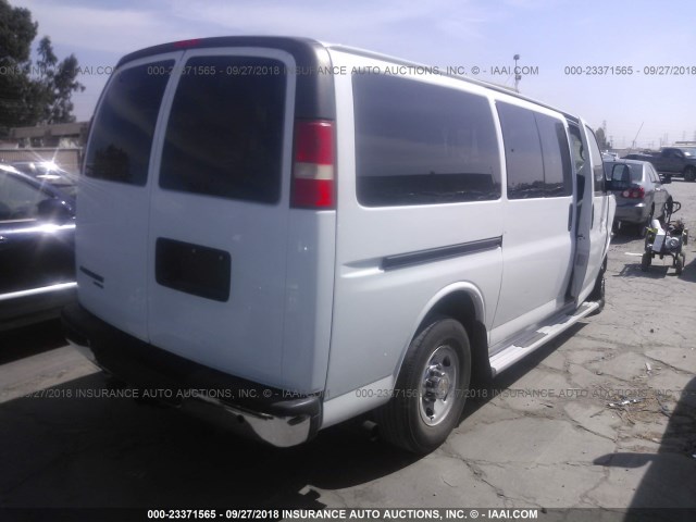 1GAZGYFG5E1104323 - 2014 CHEVROLET EXPRESS G3500 LT WHITE photo 4