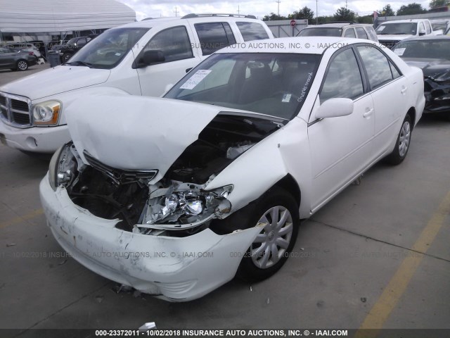 4T1BE32K46U686017 - 2006 TOYOTA CAMRY LE/XLE/SE WHITE photo 2