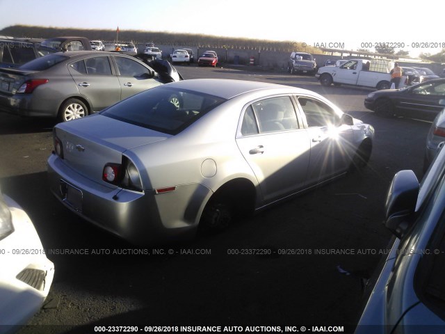 1G1ZA5E16BF285170 - 2011 CHEVROLET MALIBU LS 银色 照片 4