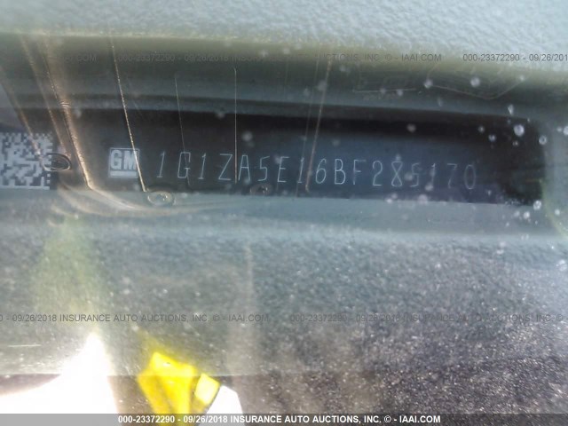 1G1ZA5E16BF285170 - 2011 CHEVROLET MALIBU LS 银色 照片 9