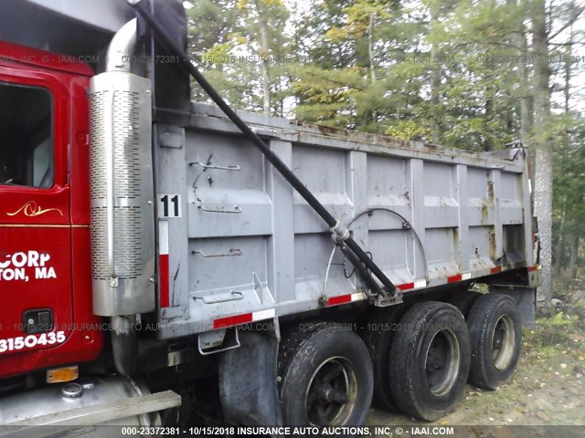 1M2AD62C0YW010468 - 2000 MACK 700 CL700 RED photo 7