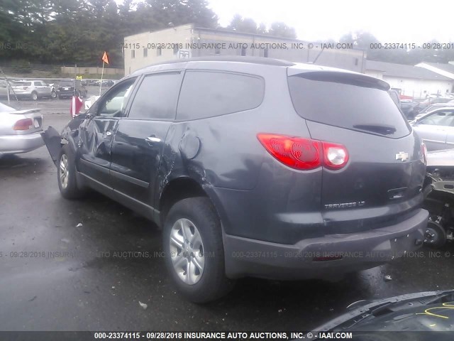 1GNKVFED0CJ358794 - 2012 CHEVROLET TRAVERSE LS GRAY photo 3