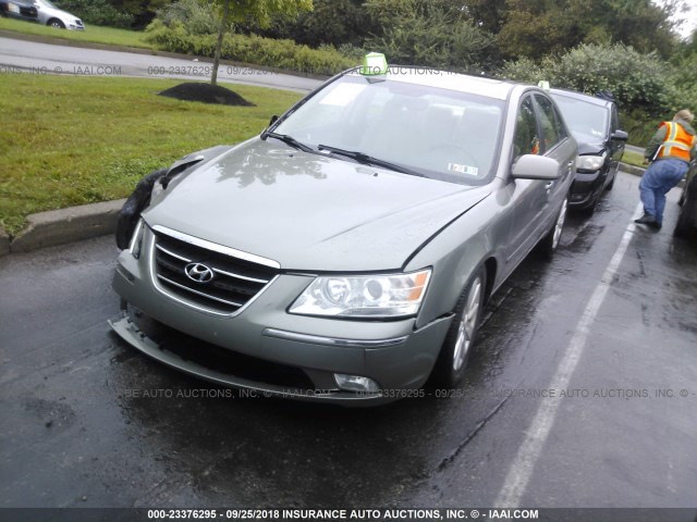 5NPEU46F09H477220 - 2009 HYUNDAI SONATA SE/LIMITED GREEN photo 2